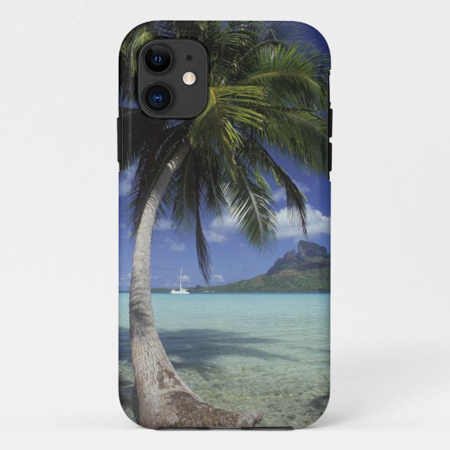 Bora Bora, French Polynesia Mt. Otemanu seen Case-Mate iPhone Case (Back)