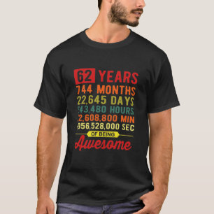Born In 1957 Gift 62 Years Of Being Awesome Birthd T-Shirt