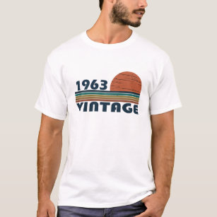 Born in 1963 vintage birthday mans gif T-Shirt
