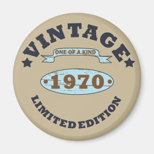 Born in 1970 vintage birthday gift magnet (Front)