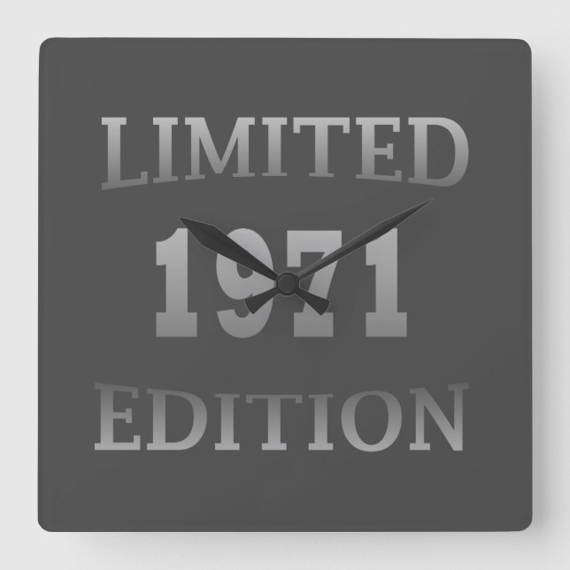 Born in 1971 53rd birthday square wall clock (Front)