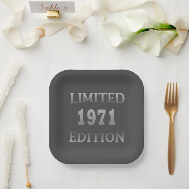 Born in 1971 birthday gift paper plate (Wedding)