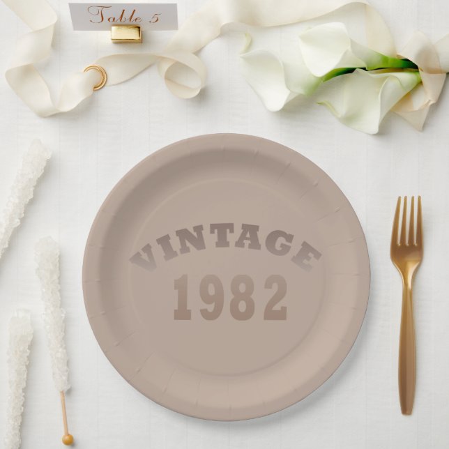 Born in 1982 vintage birthday paper plate (Wedding)