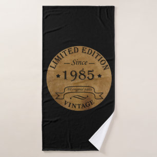 Born in 1985 vintage 40th birthday gift bath towel