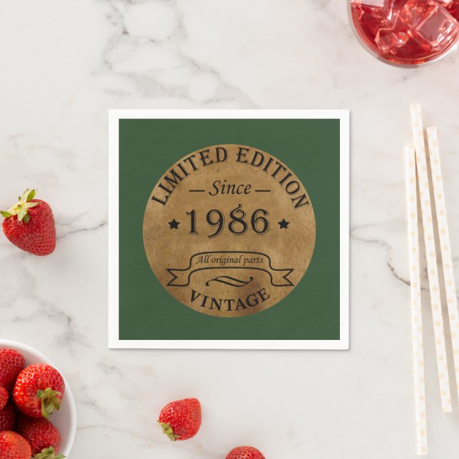 born in 1986 vintage birthday napkin (Insitu)