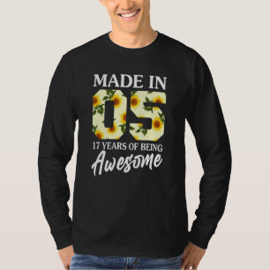 Born In 2005 17 Year Old 17th Birthday Girls Teens T-Shirt