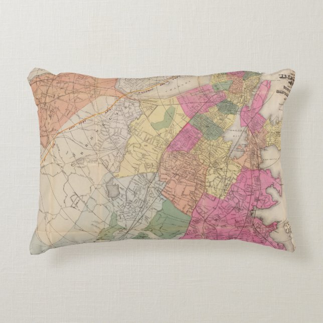 Boston 2 accent pillow (Front)
