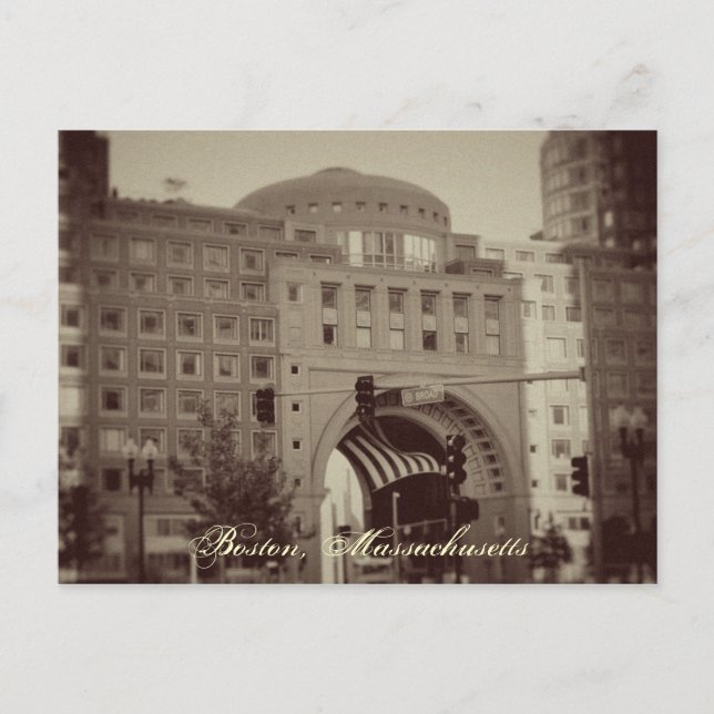 Boston, Massachusetts Postcard (Front)