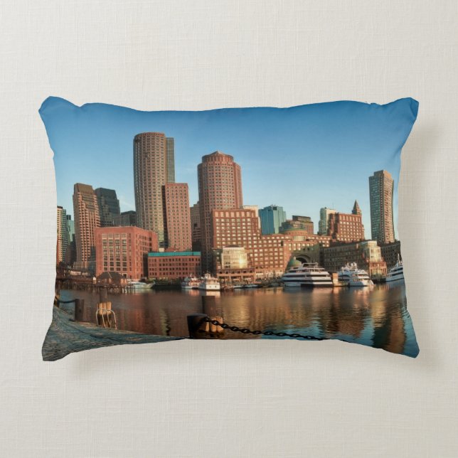 Boston skyline accent pillow (Front)