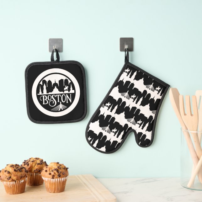 Boston Skyline Oven Mitt & Pot Holder Set (Insitu(Hanging))
