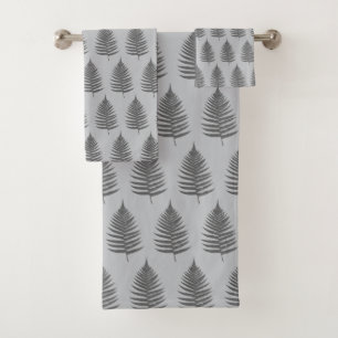 Botanical Beautiful Fern Leaves on Light Gray Bath Towel Set