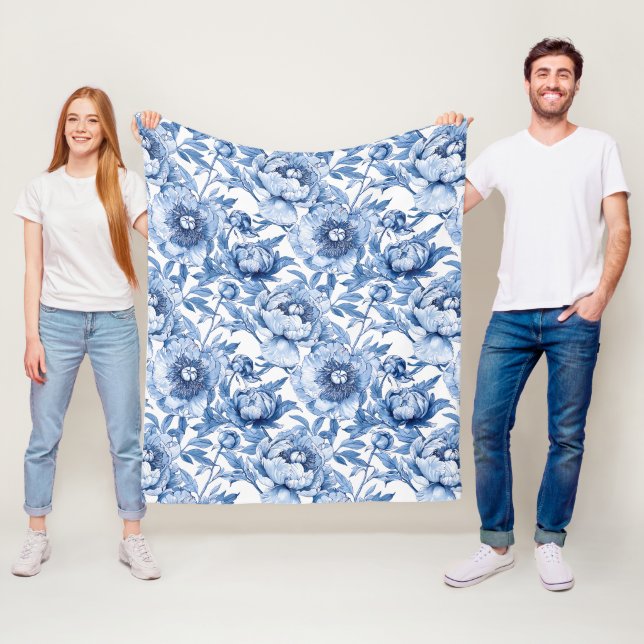 Botanical Blue Floral Delicate Porcelain Flower Fleece Blanket (In Situ)