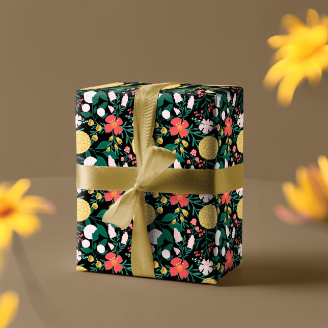 Botanical Floral Festive Garden Pattern Black Wrapping Paper (Botanical Floral Festive Garden Pattern Black Wrapping Paper)