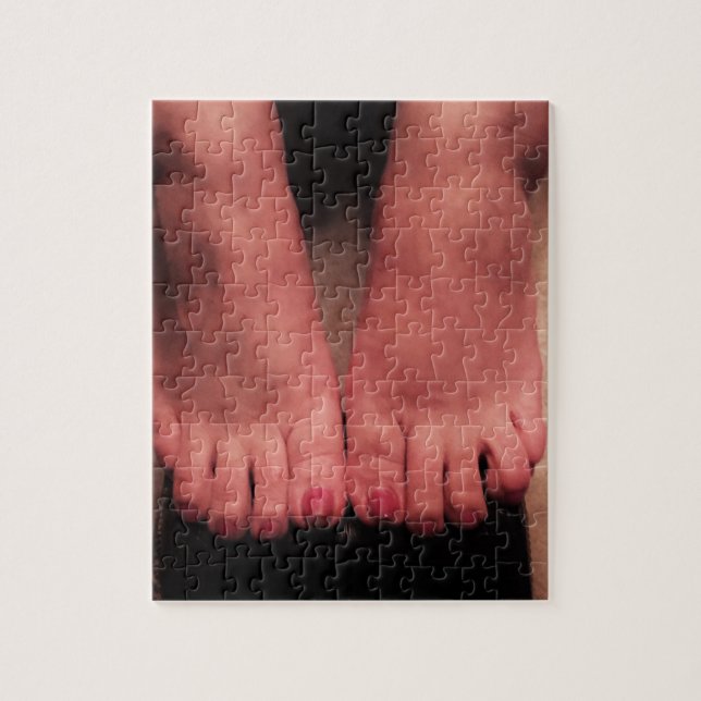 BOTH FEET JIGSAW PUZZLE (Vertical)