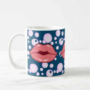 Bouillonner les lèvres tasse