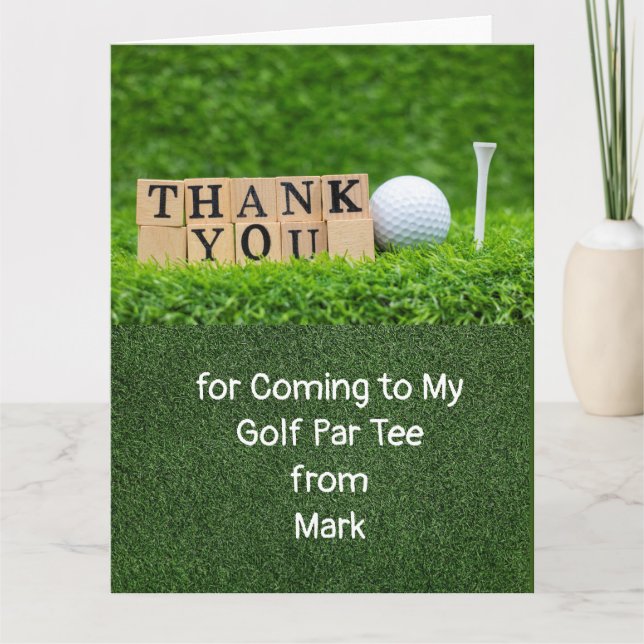 Boule de golf et tee de golf sur herbe verte carte (Devant)