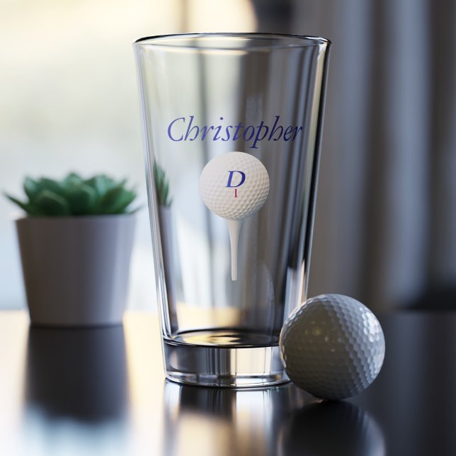 Boule de golf sur le verre à pinte personnalisé (Personalized Pint Glass for the golfer in your life. Add their name)