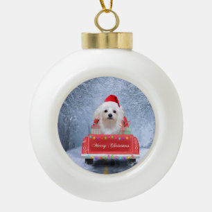 Boule En Céramique Chien maltais en neige assis sur un camion de Noël