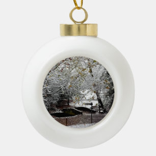 Boule En Céramique Pont, dans la neige