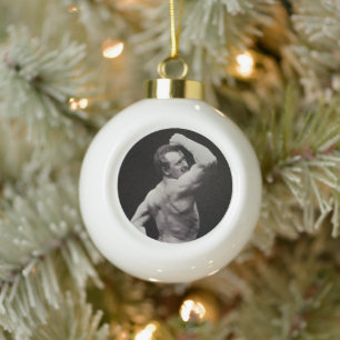 Boule En Céramique Une nouvelle pose par les hommes forts Eugen Sando