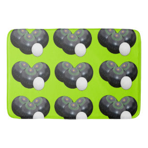 Boules de pelouse verte de chaux, tapis de bain en