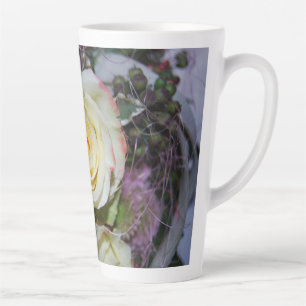 bouquet de fleur tasse en latte