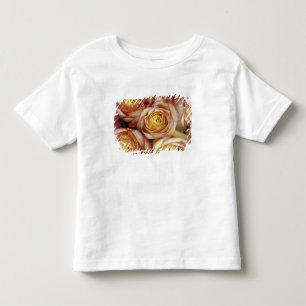 Bouquet of roses toddler t-shirt