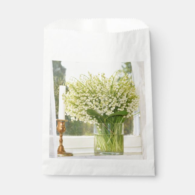 Bouquet of spring flowers lilies of the valley favour bag (Front)