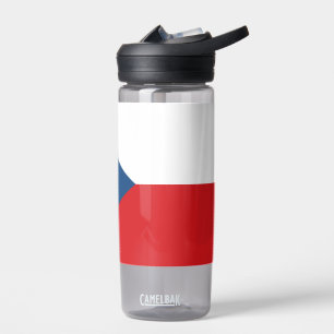 Bouteille d'eau avec drapeau de la Tchéquie