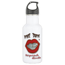 Croisillons brillants, lèvres rouges, taupe, et