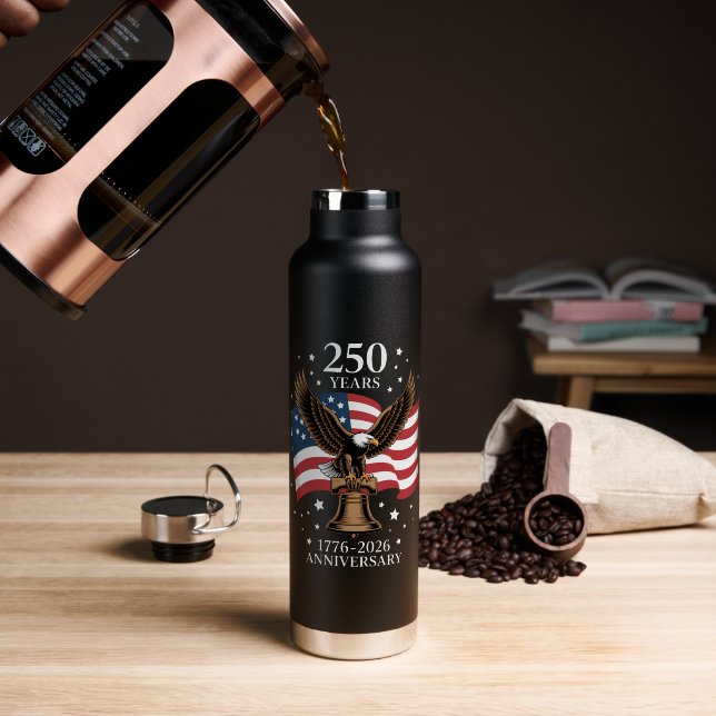 Bouteille D'eau Eagle and Flag 250 Years of America 1776-2026 (Café (pivoté))