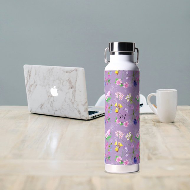 Bouteille D'eau Fleurs sauvages délicats en violet. Personnalisé. (Delicate wildflowers in purple. Custom. Water Bottle
)