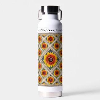 Bouteille d'eau isolée avec les tournesols de Susi
