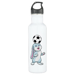 Bouteille D'eau Lapin comme joueur de football avec balle de footb