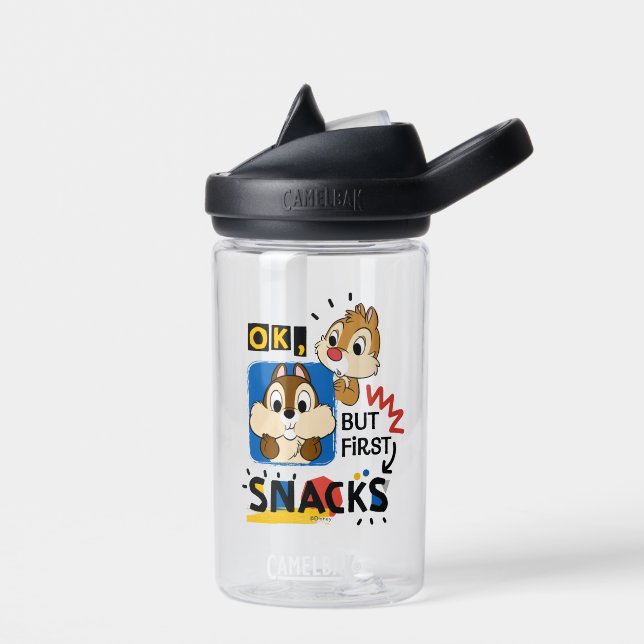 Bouteille D'eau Mais Les Premiers Snacks Chipmund (Gauche)