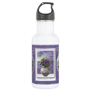 Bouteille D'eau violettes dans un pot de lune