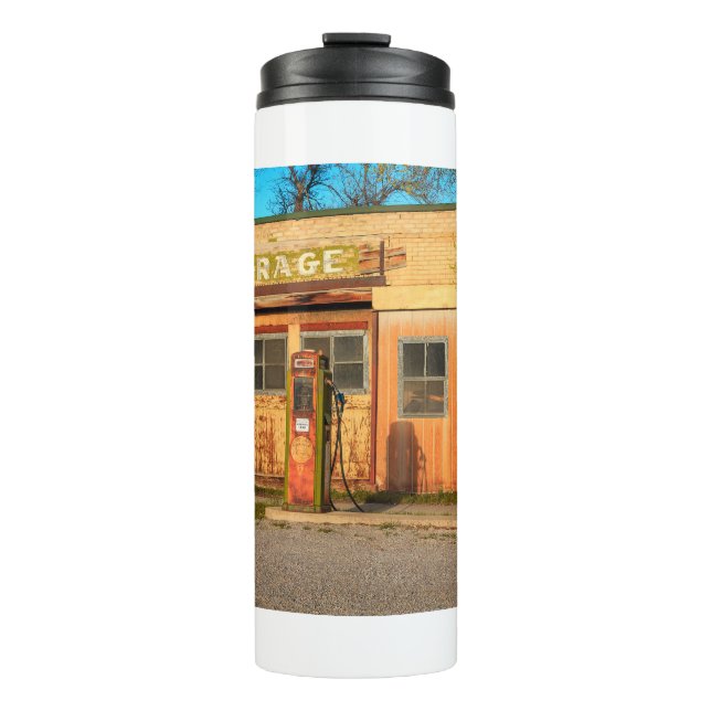 Bouteilles Isothermes Ancienne station de service en Utah rurale, États- (Devant)