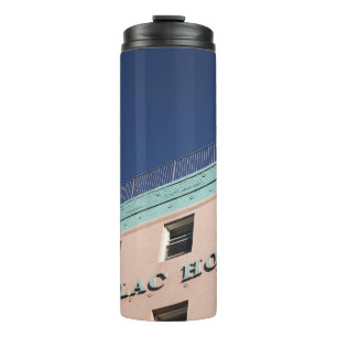 BOUTEILLES ISOTHERMES BÂTIMENT DE L'HÔTEL CADILLAC