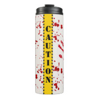 Empreintes à main rouges et éclaboussure de sang a