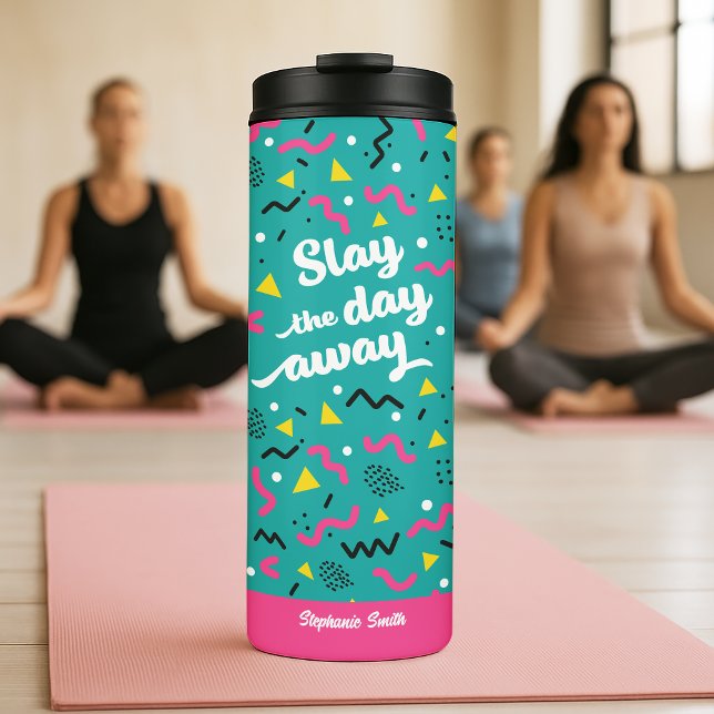 Bouteilles Isothermes Jour Coloful Retro Typography (Start every day off with a splash of energy and panache in this bold "Slay the Day Away" print)