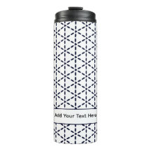 Motif géométrique bleu marine sur fond blanc