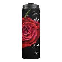 Tasse tournante Rose rouge malgré les probabilités