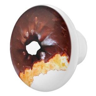 Bouton De Porte En Céramique Confiture de gâteau jaune glacé au chocolat avec
