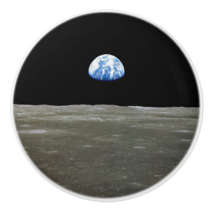 Bouton De Porte En Céramique La Terre de Lune dans l'espace noir