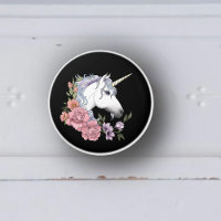 Licorne blanche et fleurs
