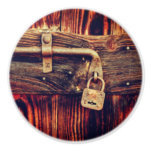 Bouton De Porte En Céramique Porte en bois rustique avec la serrure en laiton