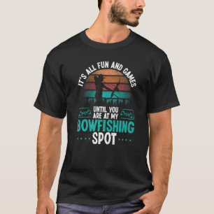 Bowfisher Airboat Fisherman Bowfishing Spot Bowfis T-Shirt