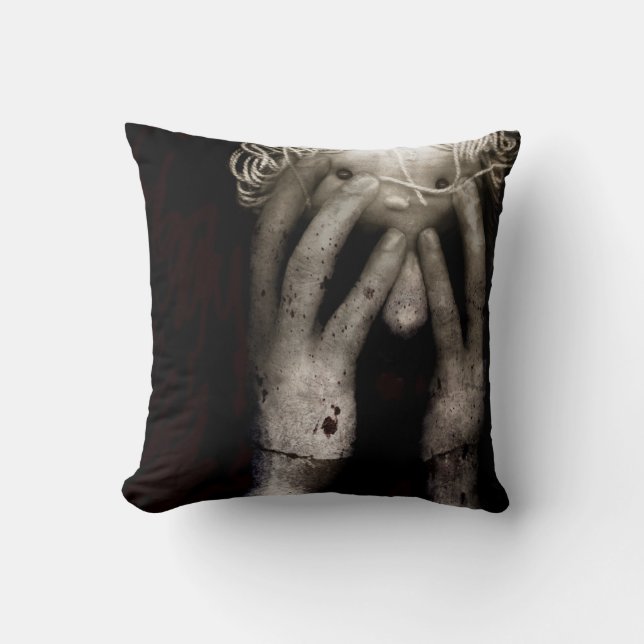 Brain fight 2013 throw pillow (Front)