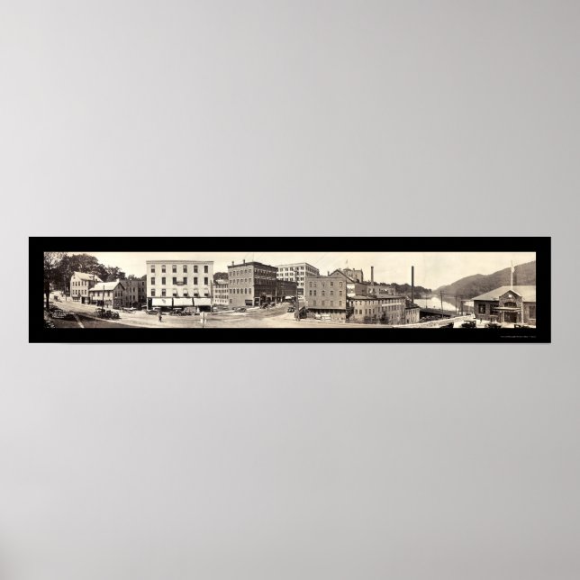 Brattleboro, Vermont Photo 1917 Poster (Front)