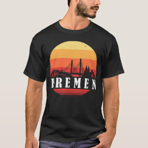 Bremen skyline sunset in retro vintage style 0421 T-Shirt